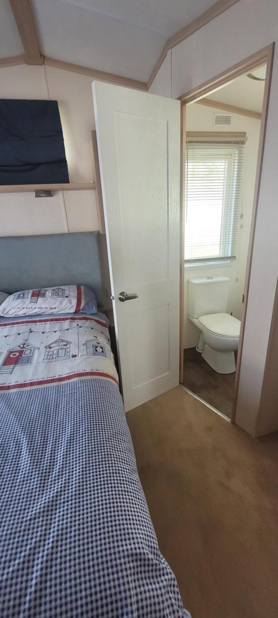Home With A View Whitecliff Bay Holiday Park Bembridge Exteriör bild