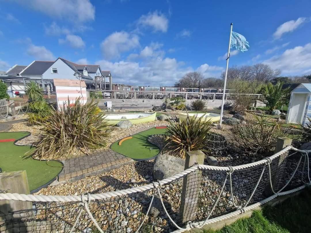 Home With A View Whitecliff Bay Holiday Park Bembridge Exteriör bild